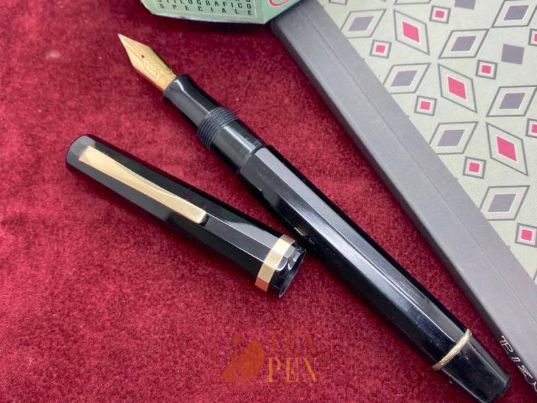 OMAS 556/F - EXTRA - black celluloid | Tenpen - By Letizia Iacopini